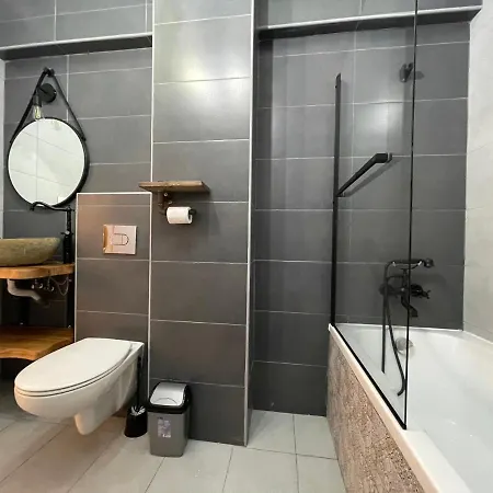 Grand Mamaia Lejlighed *