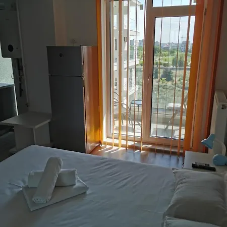 Apartment Grand Mamaia *