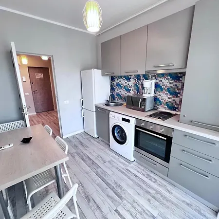 Grand Mamaia Apartmán *