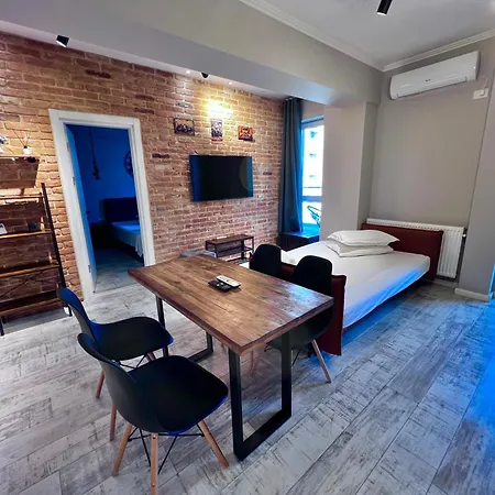 Grand Mamaia Apartmán