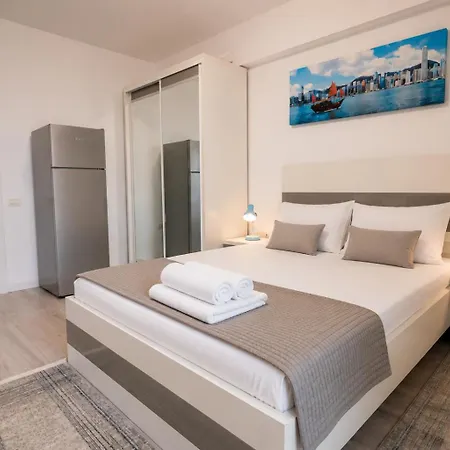 Apartment Grand Mamaia *