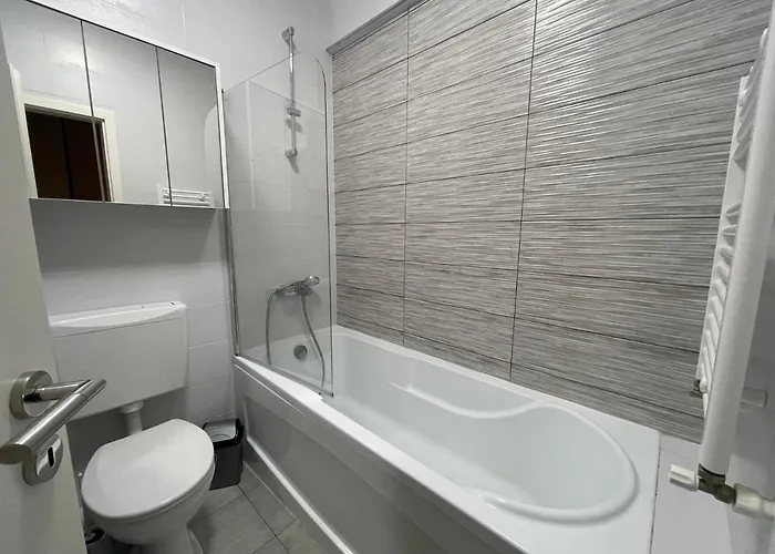 アパート Grand Mamaia コンスタンツァ