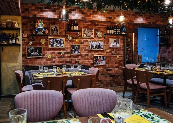 Grand Mamaia アパート *