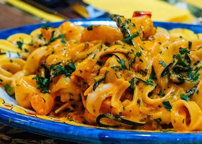 Grand Mamaia アパート *