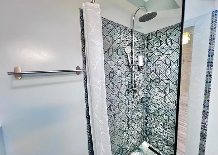 Grand Mamaia アパート コンスタンツァ