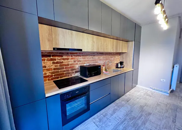 Grand Mamaia アパート *